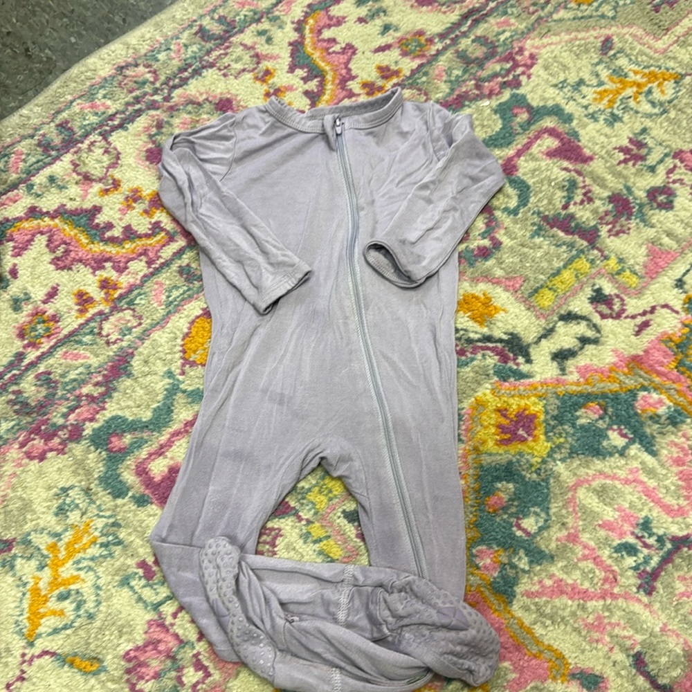 3-set of Kyle onesie pjs